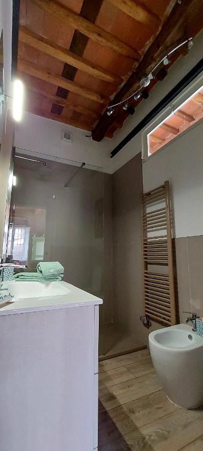 Claudia'S Home Pescia Exterior photo