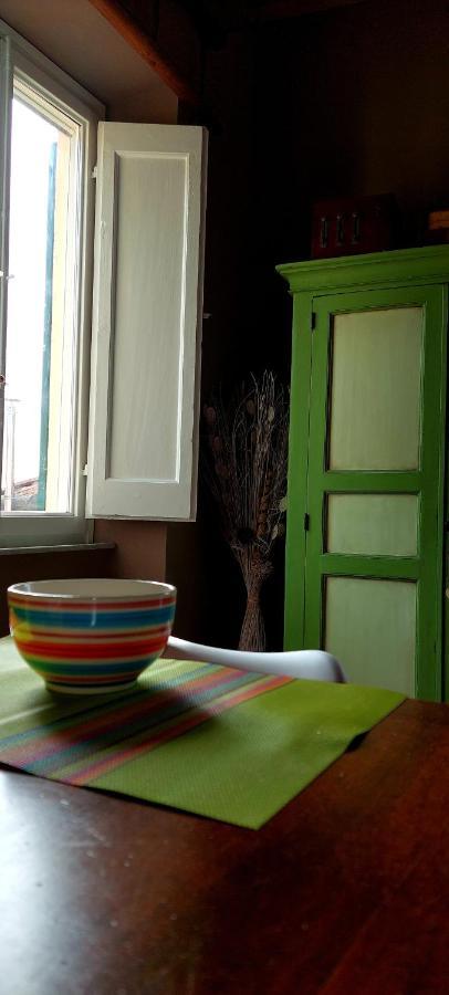 Claudia'S Home Pescia Exterior photo